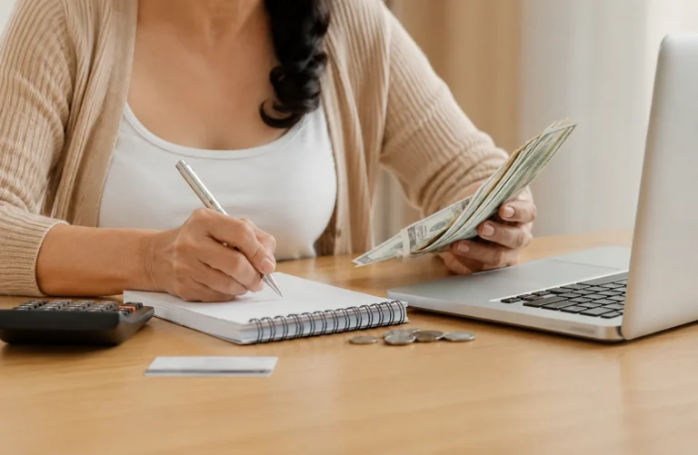 Side Hustles for College Students That Actually Fit College Life